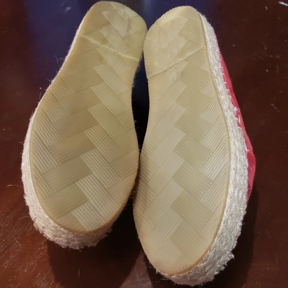 Maldives Espadrilles Suede Shoes Nwot